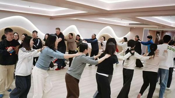 盘古树教育以心理学赋能校园管理，助力班主任与教师专业发展