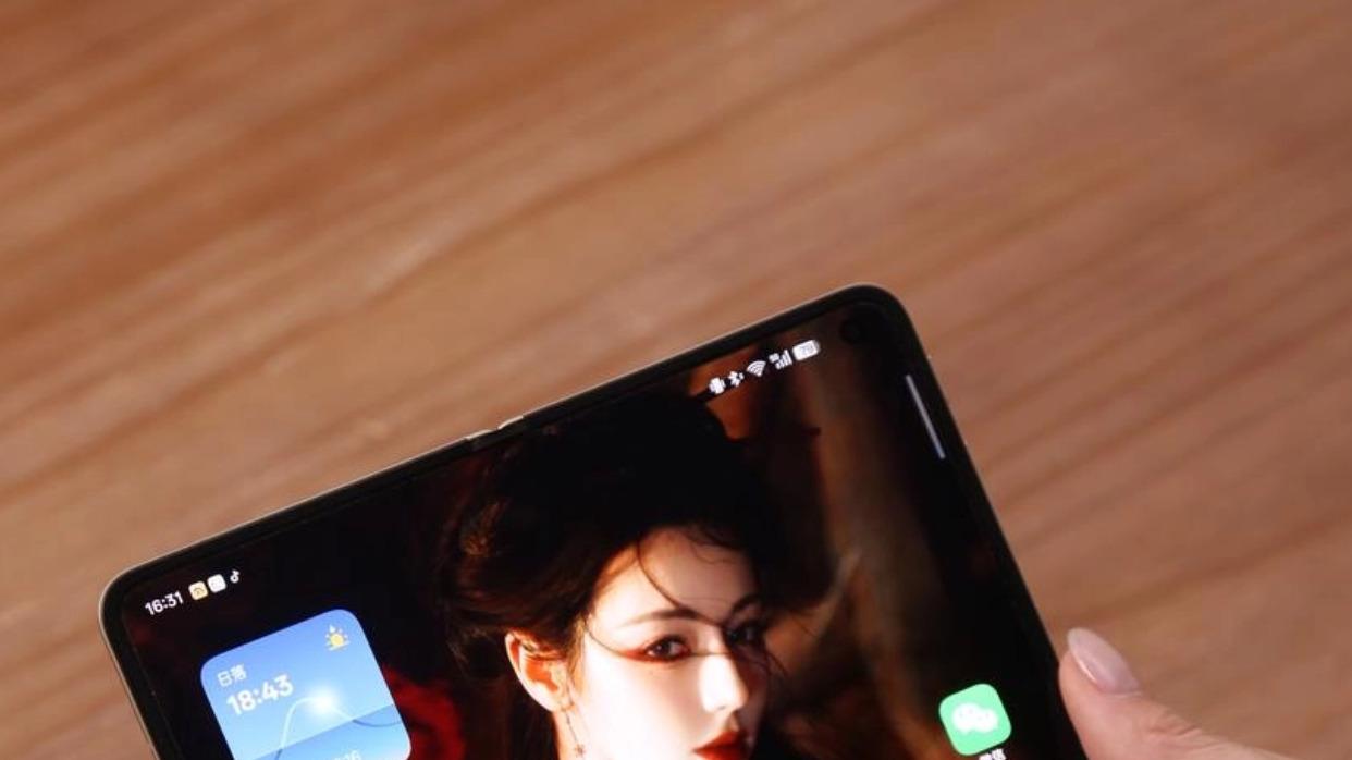 假期不孤单，有它陪我一起看《白日提灯》~