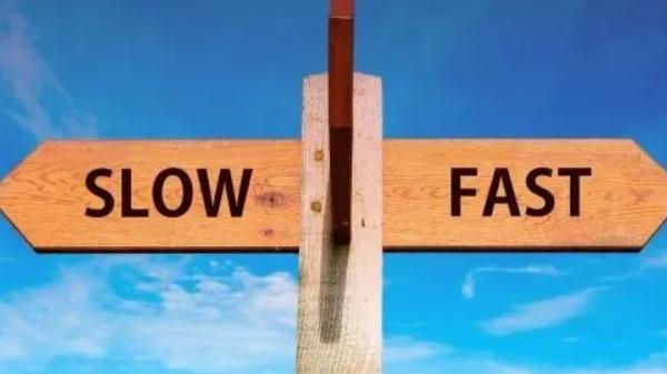 反馈的时机：什么时候该“慢下来”，什么时候该“趁热打铁”？