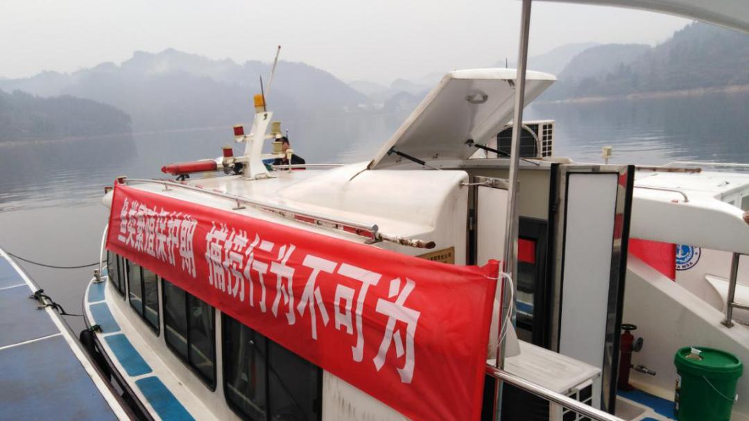 禁渔期只能封竿？错！小飞哥带你深挖四川“非天然”钓场，四个月照嗨！