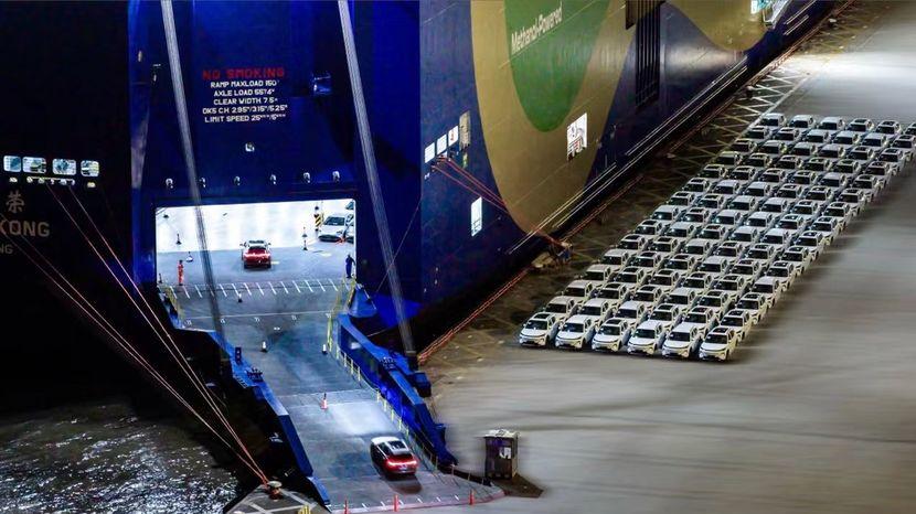 吉利汽车2025年实现高质量发展，全年营收3452亿元