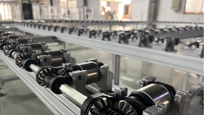 【重载应用】托盘输送模块化方案曝光！积放式滚筒线省心省力