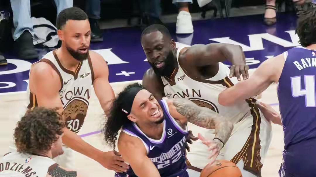 库里哑火与青年军逆袭：国王124-118逆转勇士