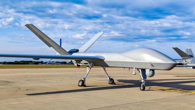 陆军也能吃四类灶！全军最高餐标，不止潜艇兵和空军飞行员能吃？