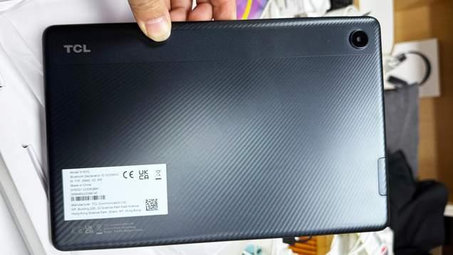 国产TCL小屏平板电脑，八核处理搭配原生安卓系统，操作流畅至极