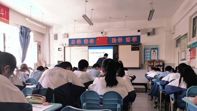 现在教育最大的问题是：大多数学生根本就不想学习。