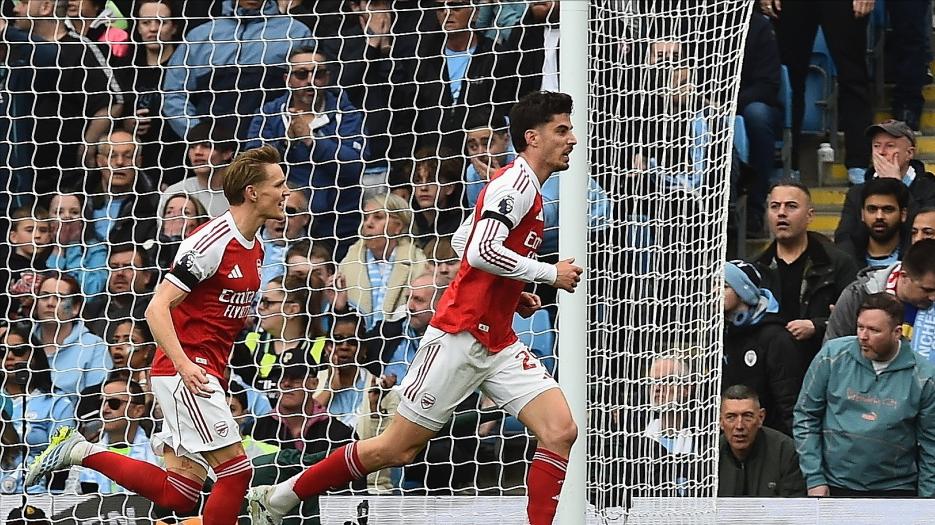 天王山后看英超：枪手有两大利好，曼城每场都得拼，谁挺住就夺冠