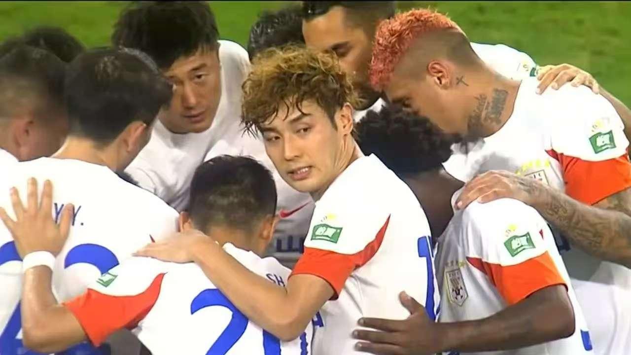 泰山边锋叶落归根！于根伟：我要真诚感谢泰山队送人