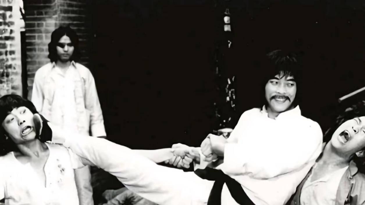 “龙珠”桃白白原型 腿法宗师黄正利重返韩国国技院