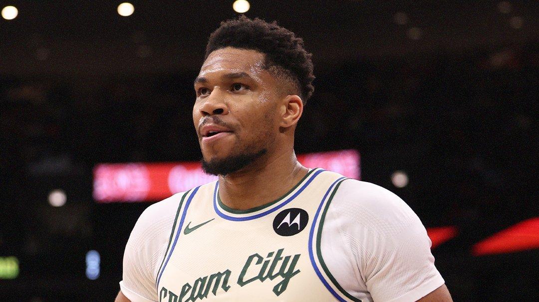 字母哥宣布重要决定！湖人赶紧交易吧，东詹能否夺冠就看这次了