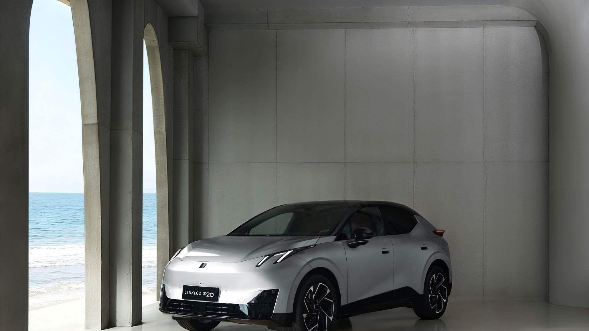 续航安全双保障，领克Z20天府赛道潮玩日无忧嗨