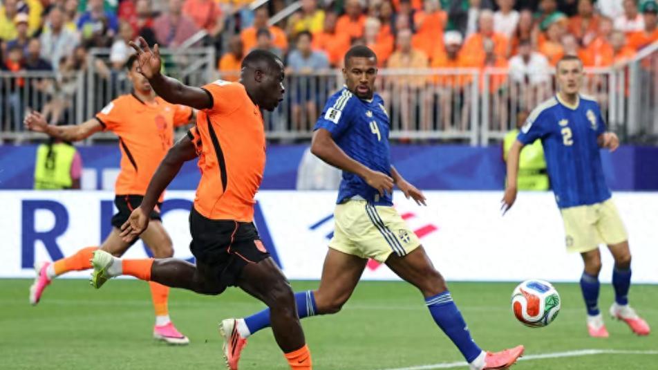 一场5-1，让世界杯F组又乱了：榜首易主，日本渔翁得利，剑指头名