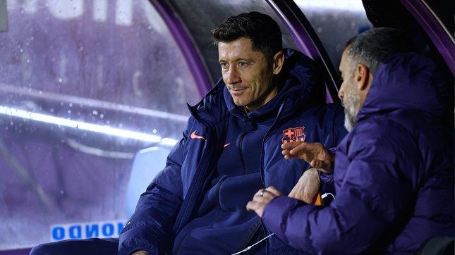 罗伯特·莱万多夫斯基仍在推迟在巴塞罗那的未来决定