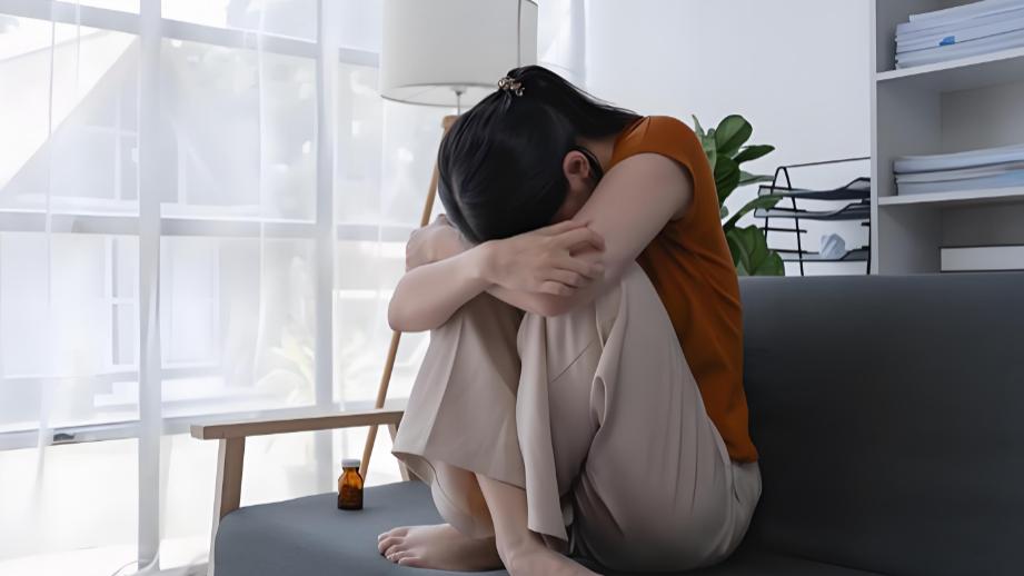 男子“婚中婚”玩得溜，18年后才发现有两位合法妻子，法院判了