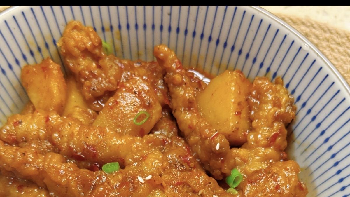 土豆小酥肉煲：一锅焖出的绵软鲜香，治愈你的味蕾