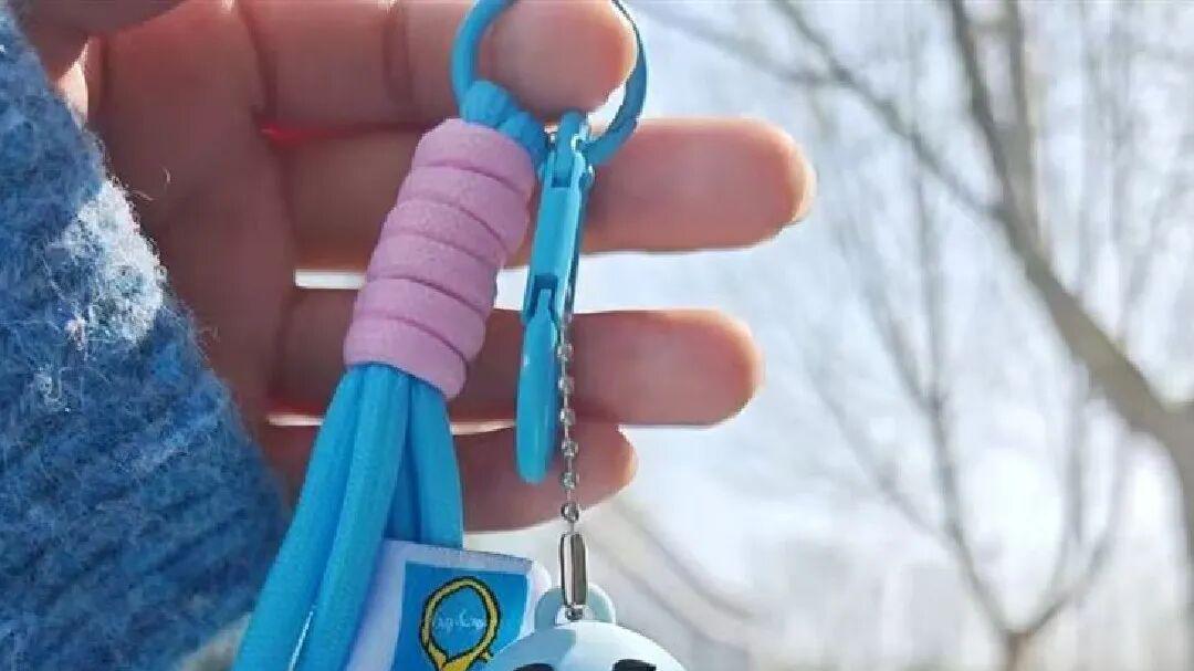 “700台机器没日没夜打”，有年轻人靠它“月赚10万”