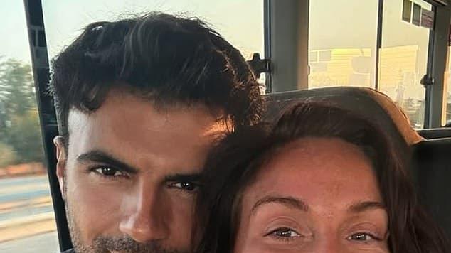 迪拜宠物遭遗弃潮，网红却反击：“我只是去度假，狗有保姆！”