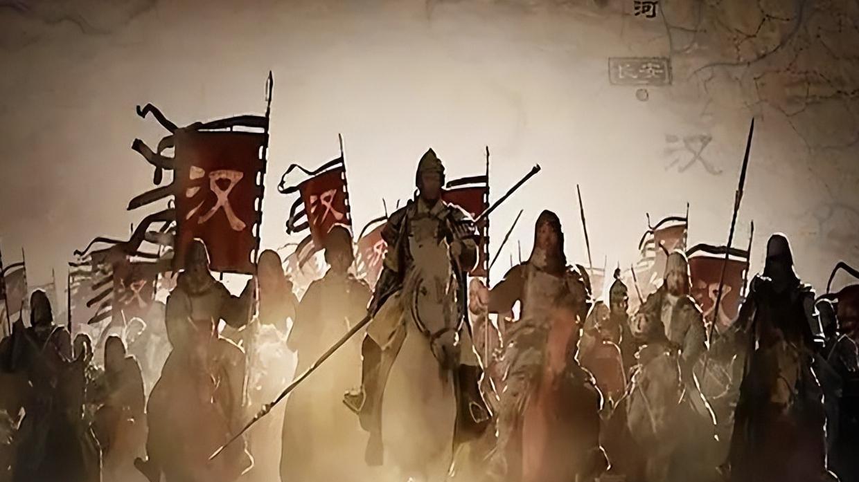 古代打仗前排几乎必死，为何小兵还抢着冲？答案：能改命