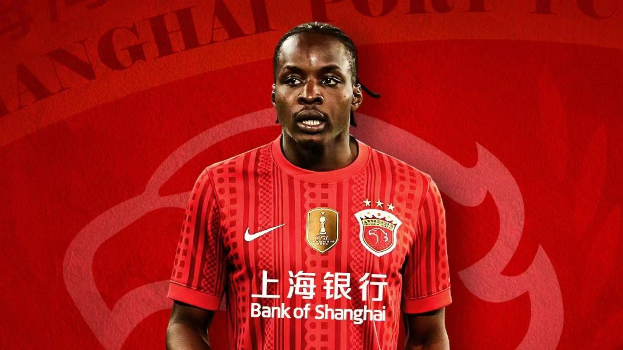 上海海港暴露出中场的问题，穆斯卡特换人略显随意