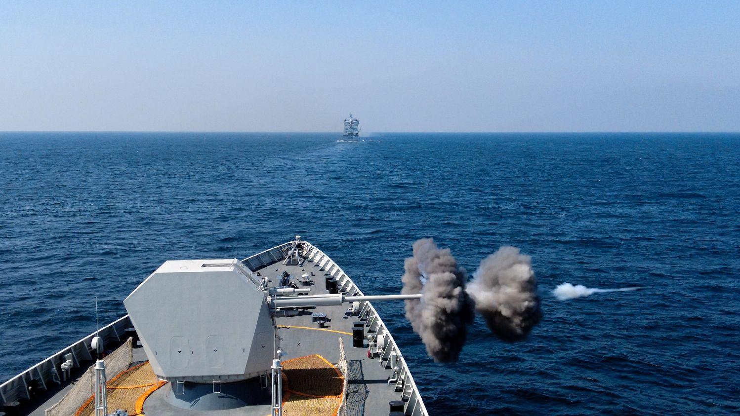 包头舰领衔编队穿横当水道，回应日本挑衅，绝非简单报复