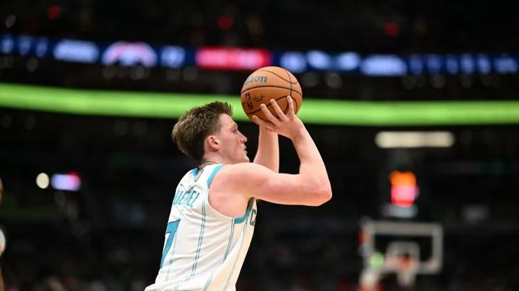 35+32+14！快船三连胜，一战看清三个事实，格局变了