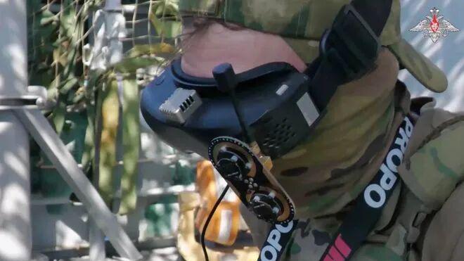 黑海暗战 无人机与无人艇的俄乌对决