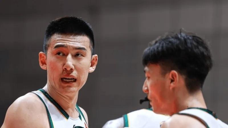 广东首节大胜辽宁！三外轰27分，胡明轩状态低迷，辽宁众人打铁！