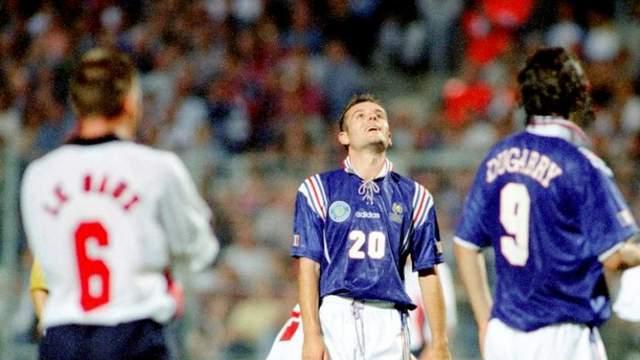 从法甲金靴到中超助攻王，高球商天才还很无私，却不受法国队重用