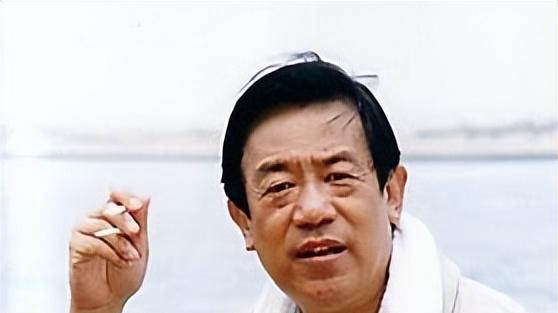 演员高明：丧子后儿媳撑起了家，最好的爱情是守护，最好的亲情是接力