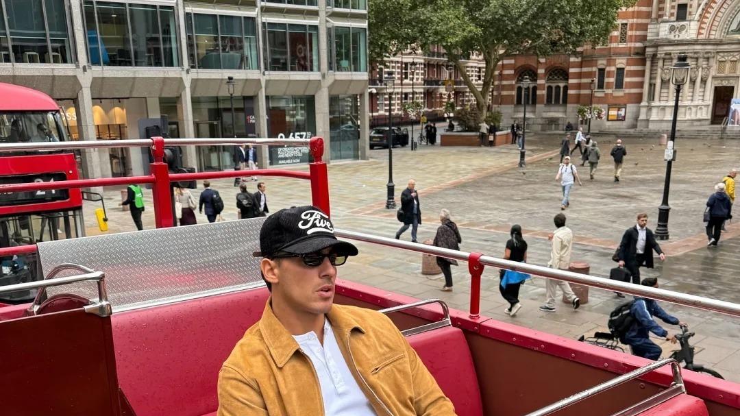 男人看鞋，精英看裤：西裤穿不对，能毁掉你整个上半身。