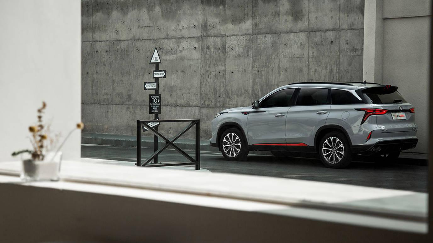 掌握这几个倒车技巧，轻松倒车so easy！