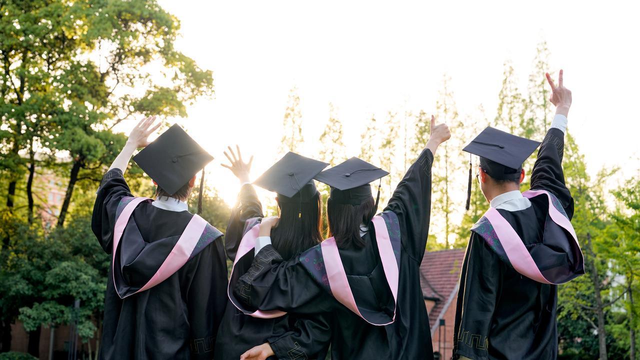 携手“上岸鸭公考”：专注品牌赋能与专业支持的公考合作新选择