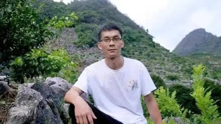 唐尚珺迷上直播，未来学业或将终止