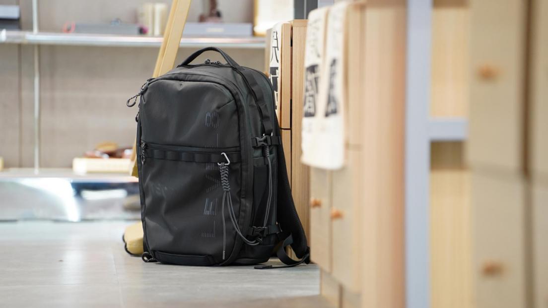 地平线8号潜行者：一包搞定所有日常，一眼“定情”的全能背包