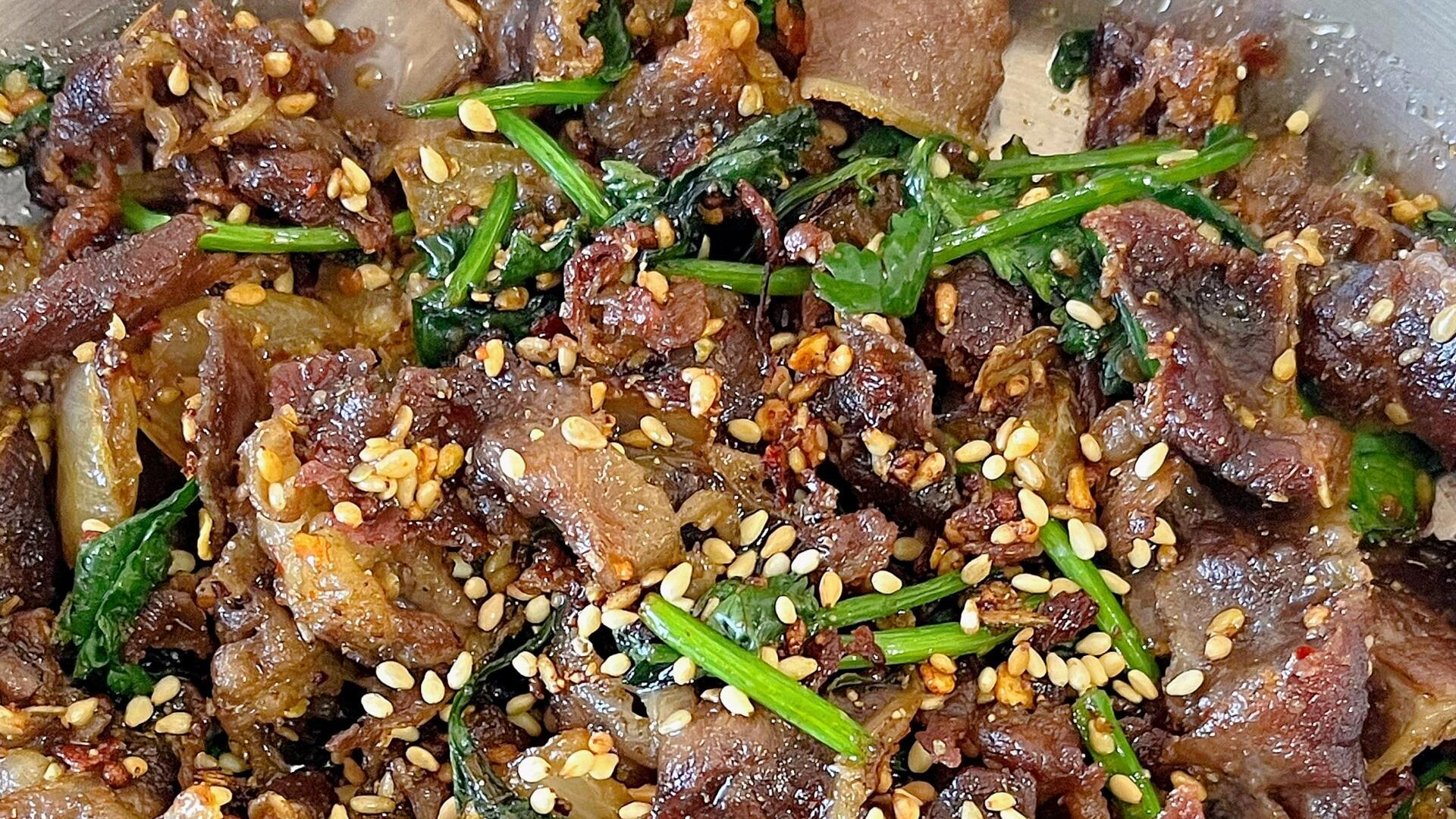 孜然肥牛：焦香嫩滑，一筷子穿越到烧烤摊