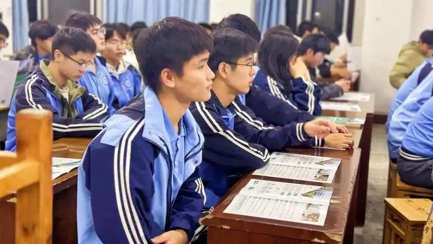 市场变天了，中职毕业生就业率超本科生