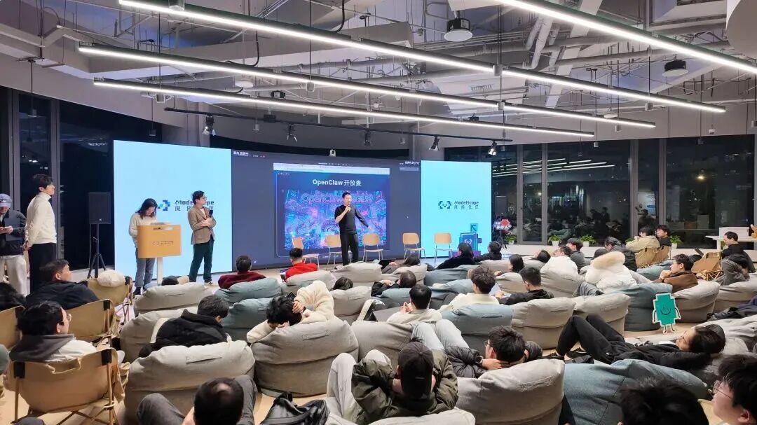 当一只「龙虾」成了新市宠