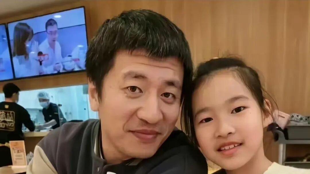 张雪峰去世3天了，被女儿说是文曲星，忍了好几天，发表一下最真实的感受，底层人的光灭了