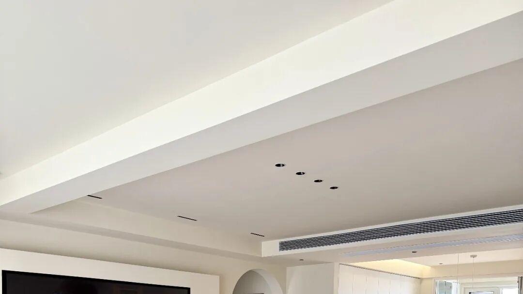 内行人透露，今明两年买房，牢记这7个字：买旧、买大、不买三