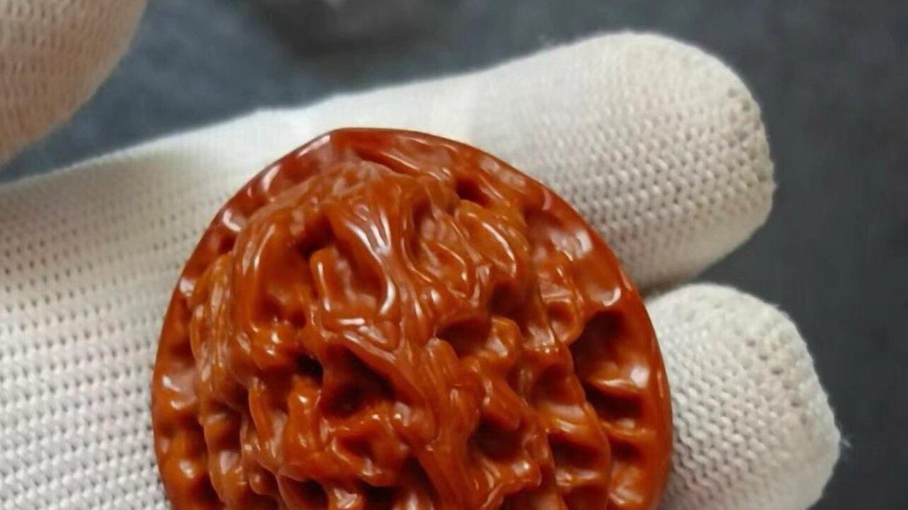 文玩开始就从一而终是谎言？解密文玩人“喜新厌旧”的残酷真相