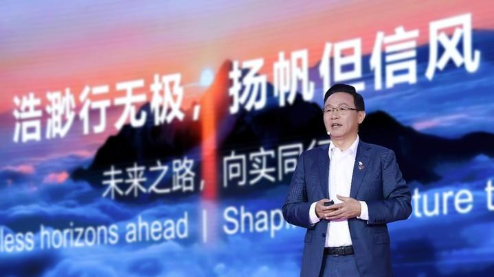 华为5G-A创新方案赋能上海联通 5G-A宽上行商用落地 重塑网络体验