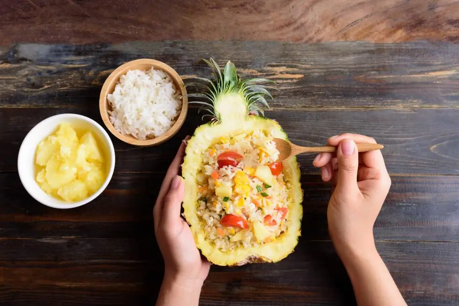 这种吃菠萝不扎嘴的方法，我不允许你不知道（不是泡盐水）