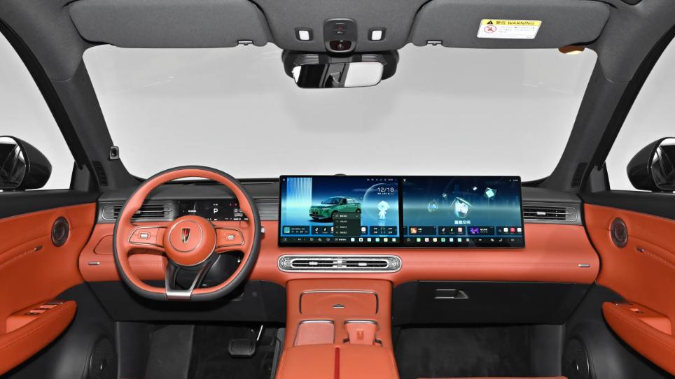 又增新配置，红旗HS6 PHEV实力均衡，售价二十多万值吗