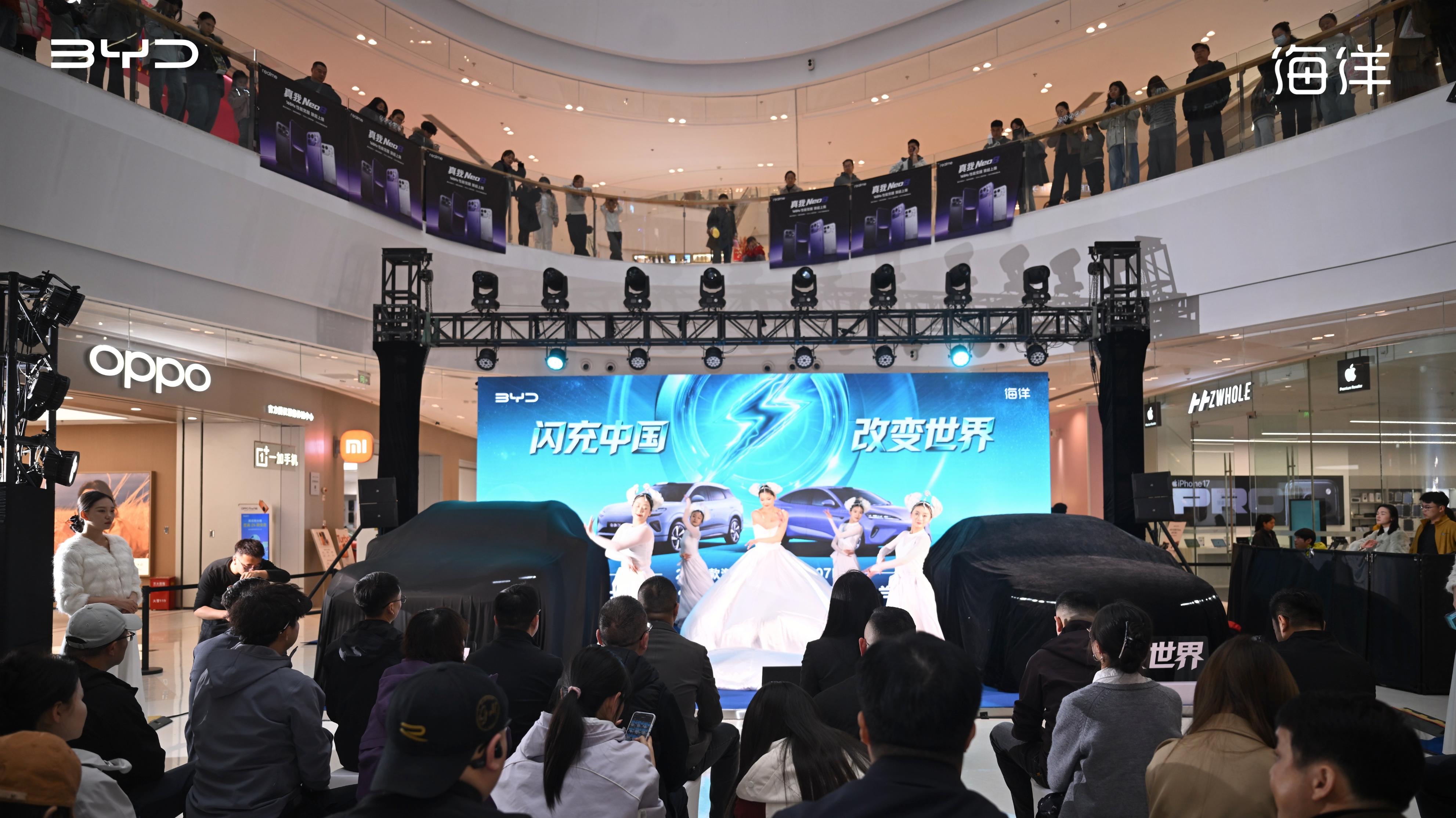 比亚迪3月销量破30万，海外出口暴涨65.2%，树立新能源汽车新标杆