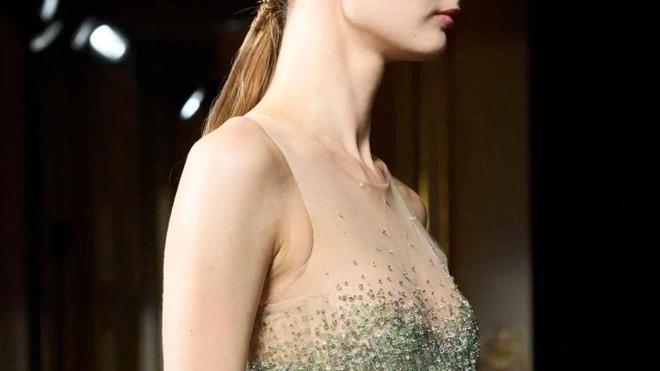 阿玛尼2026秀场：新中式美学引领潮流