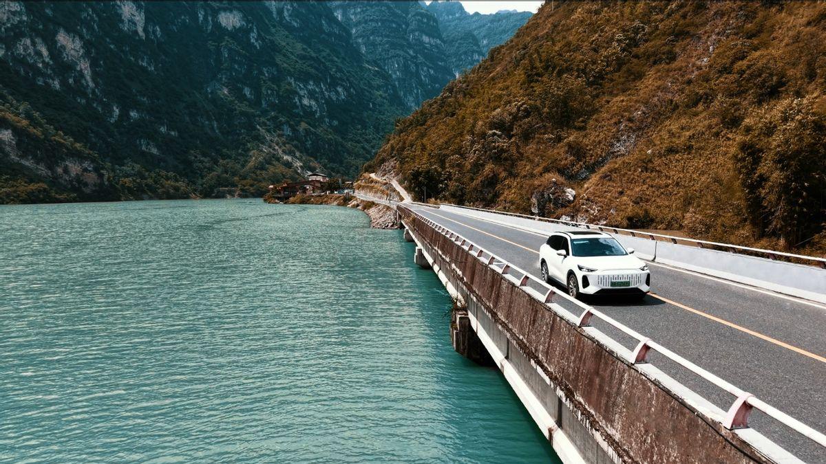 春节轻松返程，风云T9让长途驾乘满是舒适