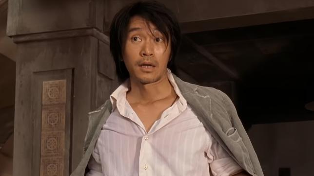 但凡和领导发生一次正面冲突，不管谁对谁错，被穿小鞋是肯定的了