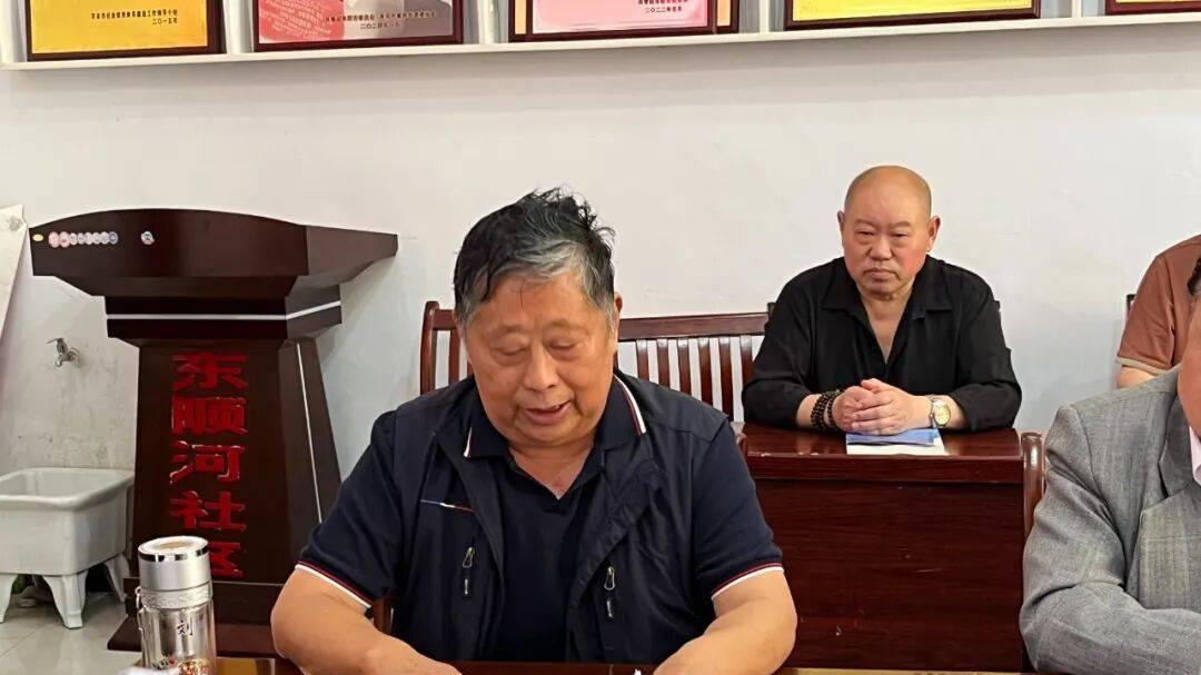 刘运德散文集《南国风》研讨会在界首举行
