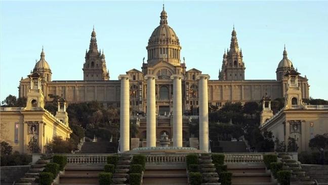 百年匠心铸经典，世界最大卫浴品牌乐家Roca赋能全球地标卫浴升级