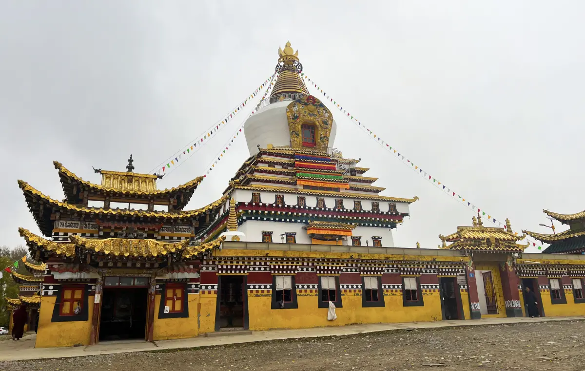 2023金秋，不够“完美”的川西之旅简述(阿坝寺院)